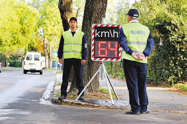 Vállalkozók is mérhetik a sebességet, de ehhez szigorú szabályokat kell betartaniuk