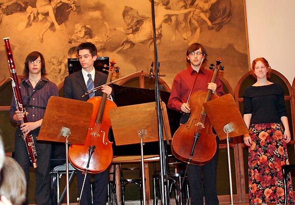 Nagy Dávid (a fagottal) a Bard College Conservatory zenekarával