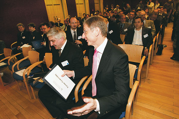 Gyurcsány Ferenc miniszterelnök és Nagy Zoltán, a Gazdasági Versenyhivatal elnöke