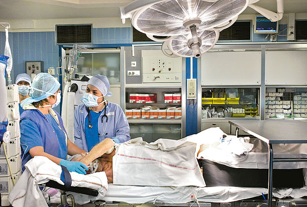 Műtét előtti altatás egy lyoni kórházban
