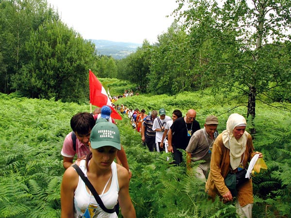 A zarándoklat hossza 105 km