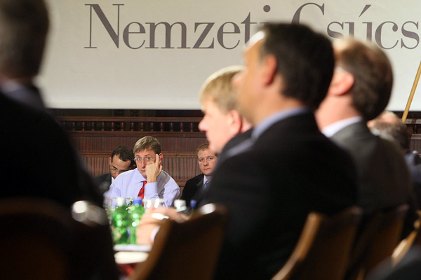 Gyurcsány Ferenc a nemzeti csúcstalálkozón