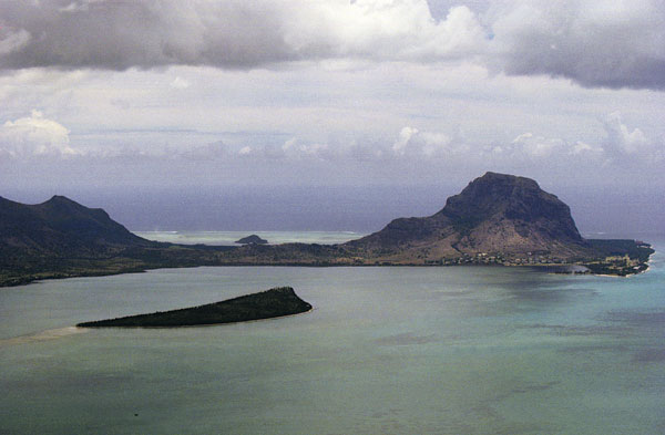 Korallzátonyoktól védett rózsaszín homokstrandok - Mauritius