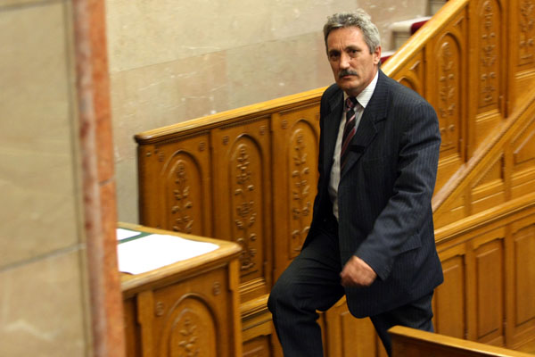 Császár Antal képviselő kilépett a Fidesz parlamenti frakciójából és átült a függetlenek közé