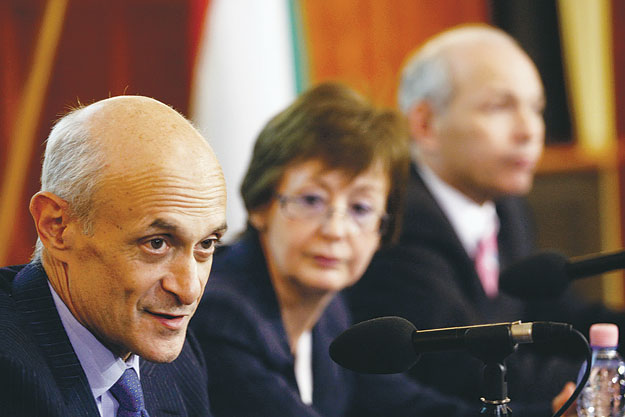 Michael Chertoff, H. Fekszi Márta és Draskovics Tibor