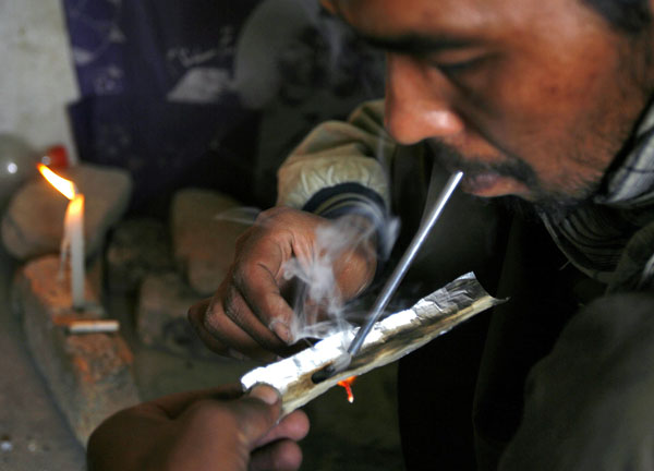 Afgán drogos Kabulban. Termelik, eladják és fogyasztják