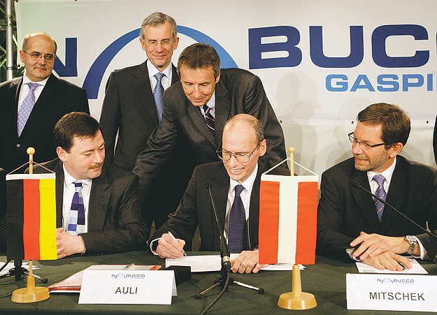 A német RWE cég 2008 februárjában csatlakozott a Nabucco-projekt öt részt vevő vállalatához