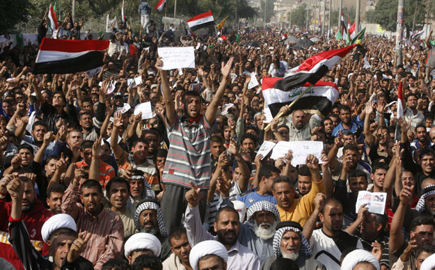 November 21, 2008. Bagdad. Tüntetés az USA iraki politikája ellen. REUTERS/Kareem Raheem (IRAQ)