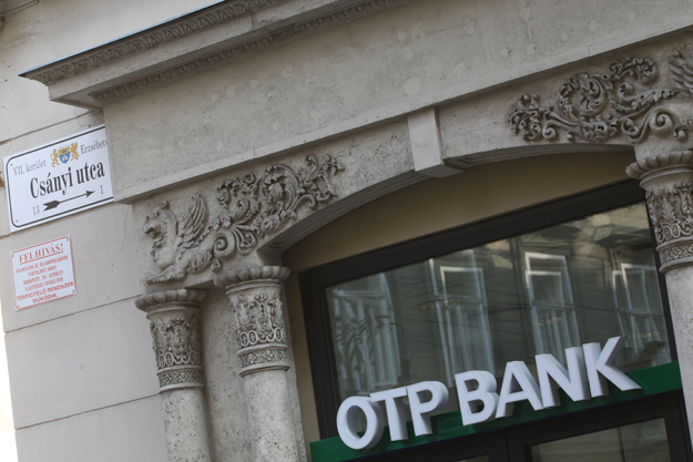 Az OTP Bank fiókja a budapesti Csányi utcában