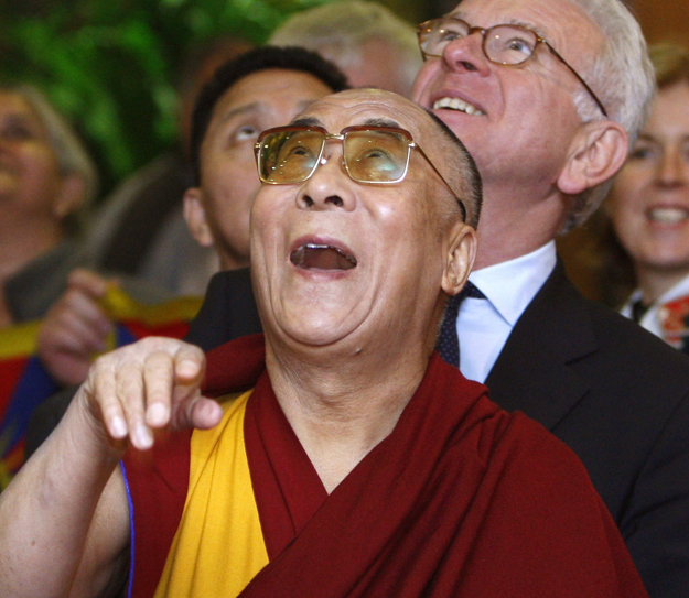 A Dalai Láma és Hans-Gert Pottering az Európa Parlamentben