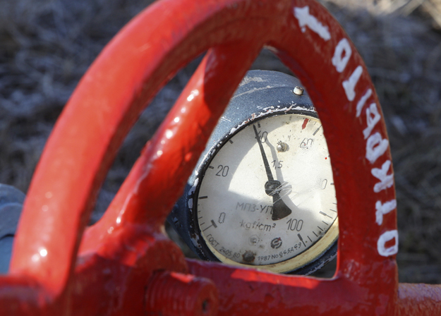 Nyomásmérő  Bojárka ukrán falu mellett húzódó legnagyobb gázvezetéken 