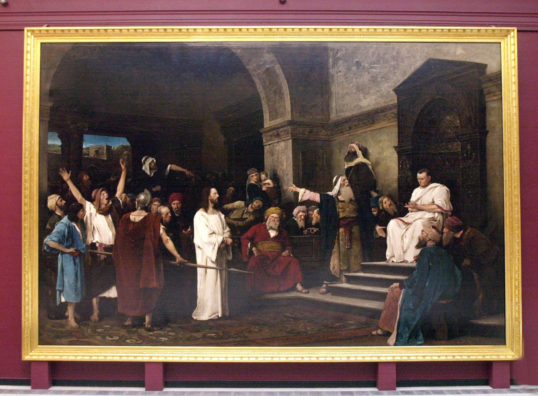 Debrecen, 2001. október 5.
Egyelőre nem szállítják el a Déri Múzeumból Munkácsy Mihály Krisztus Pilátus előtt című festményét. Az eredeti terv szerint a 32 négyzetméteres festményt egy hengerre felcsavarva és becsomagolva közúton szállították volna 