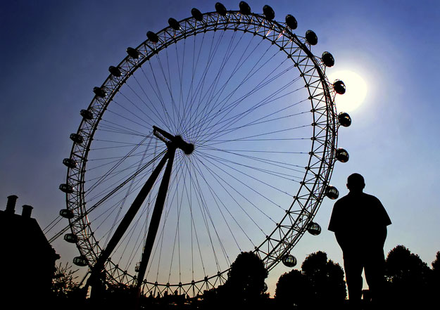 Nyárra talán kikerekednek az árak, dönteni azonban most kell az úti célról. Irány London?