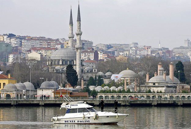 Isztambul látképe az öböl felől Fotó