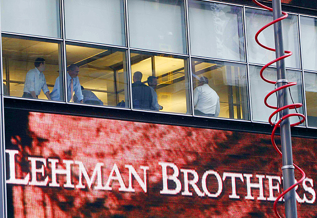 A bank bedőlt, de a bonyhádi férfit nem érdekli "Lehman bátyja New Yorkból"