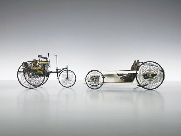 Ahogy az automobil korszak kezdődött: gázmotoros Benz 1886-ból és hidrogénhajtású roadster 2009-ből