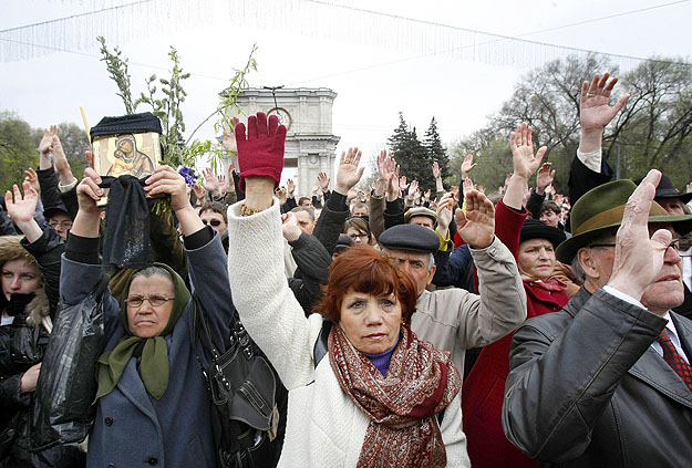 Kormányellenes tüntetők a fővárosban