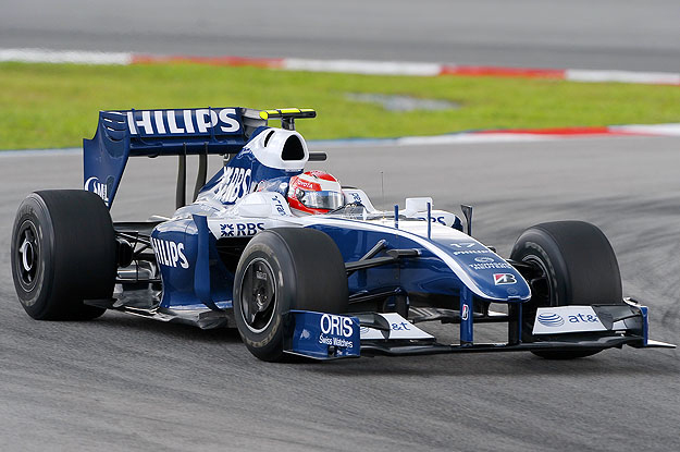 A Williams-Toyota autót vezető Nakajima az idei malajziai futamon. Ördöge lesz