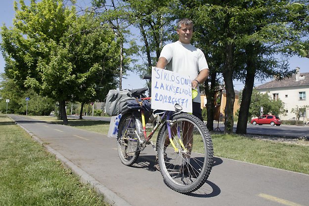 Szűcs László hiába tolta fel a kerékpárját Budapestre