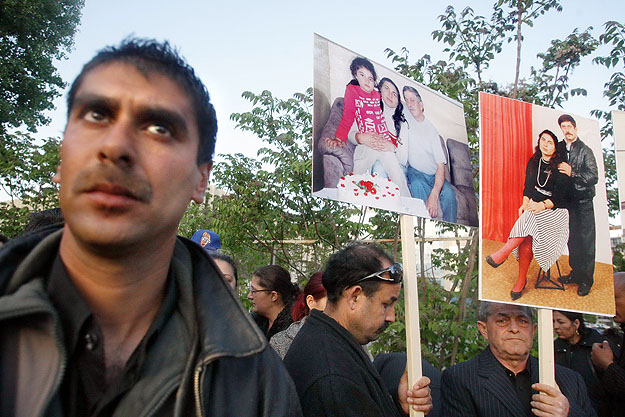 A romák elleni erőszak miatt tiltakoztak a Teve utcánál