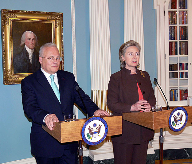 Balázs Péter és Hillary Clinton találkozója Washingtonban 2009. június 10-én