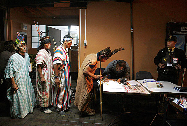 Őslakosok a kormányfő titkárságán