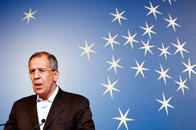 Szergej Lavrov a kétoldalú magyar-orosz tárgyalásnak is keretet nyújtó NATO-Oroszország találkozón