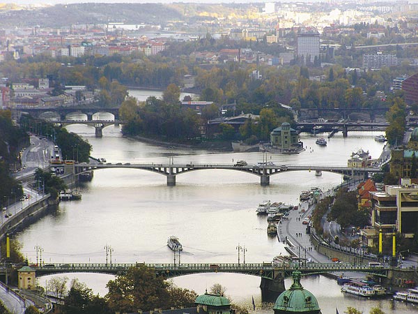 Prágai látkép