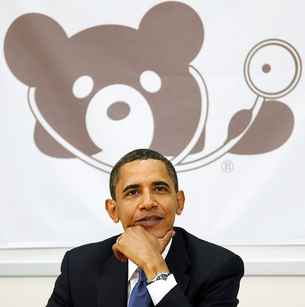 Barack Obama egy egészségbiztosítnak megrendezett konferencián