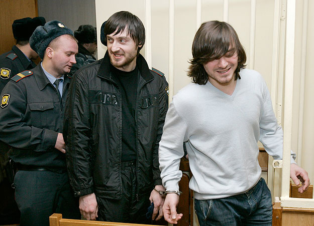 A két Mahmudov testvér 2009. február 19-én  
