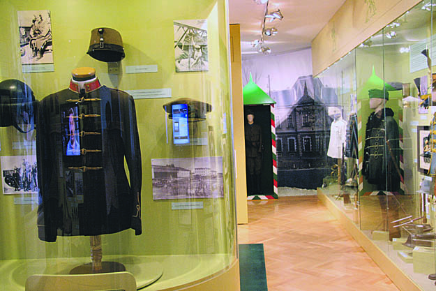 A nyíregyházi Jósa András Múzeum állandó kiállítása a helyi huszároknak állít emléket