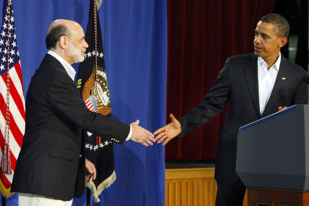 Bernanke Obama gratulációját fogadja az újabb jelölés bejelentését követően