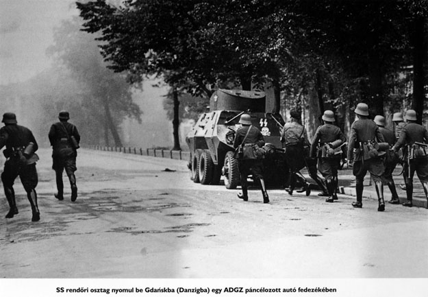 1939. szeptember 1-jén kitört a második világháború - SS rendőri osztag nyomult be Gdanskba