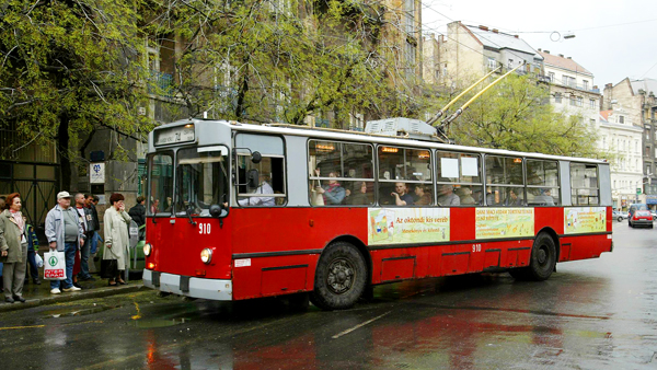 74-es trolibusz: egy-két végkielégítésből rendbe lehetne tenni 