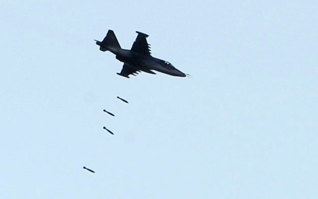 Orosz vadészgép grúz pozíciókat bombáz Tbiliszitől száz km-re 2008. augusztusában