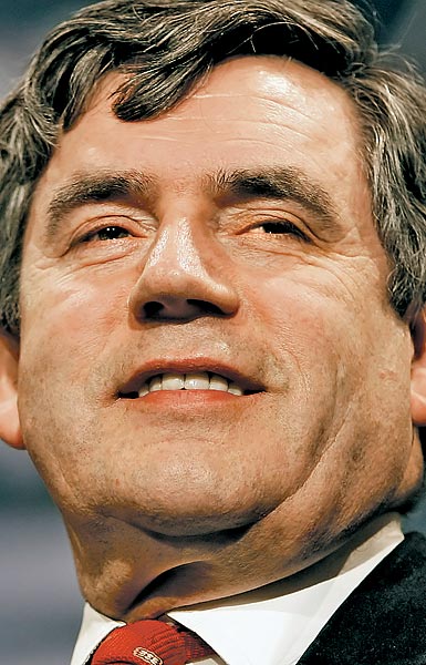 Az ifjabb Kadhafi megvédte Gordon Brownt