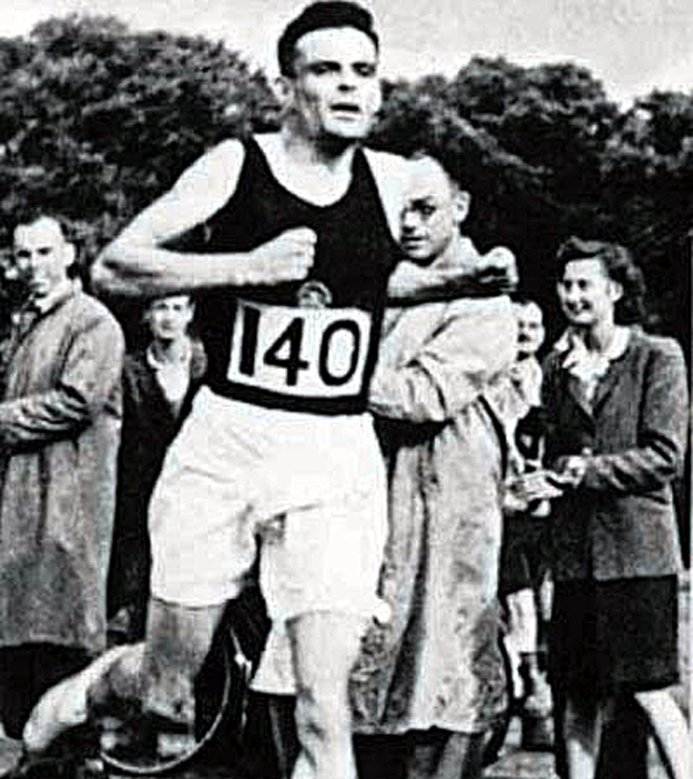 Alan Turing 1946-ban egy maratoni versenyen