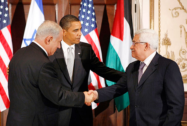 Netanjahu, Obama és Abbász hármasa
