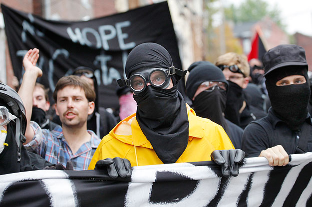 Kapitalizmus elleni tiltakozó menet fogadta Pittsburgh-ben a G20-csúcsot