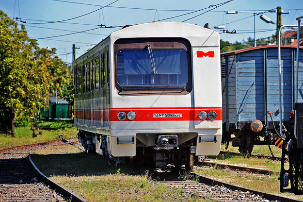 A magyar metró nem egyenes pályán érkezett