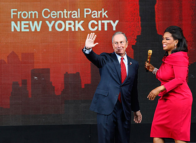 Michael Bloomberg New York-i főpolgármester Oprah Winfrey televíziós műsorába látogatott 2009. szeptember 18-án