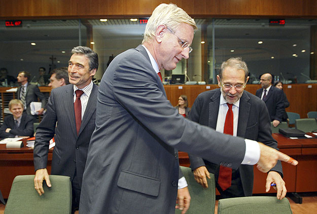 Bildt svéd külügyminiszter Rasmussen NATO-főtitkárral és Solana külpolitikai főképviselővel