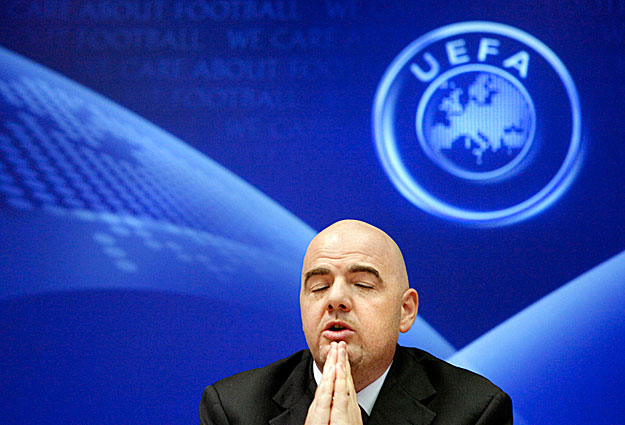 Bár ne lenne igaz - Gianni Infantino az UEFA tájékoztatóján a gyanúba keveredett meccsekről