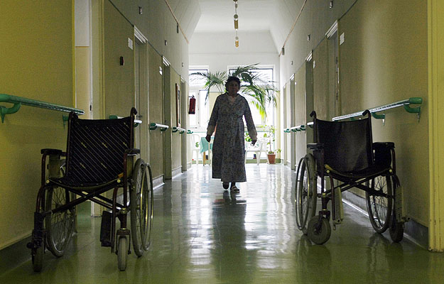 Jogtalanul vették el a Szent Ferenc Kórháztól az egészségügyi reform keretében az aktív ágyakat