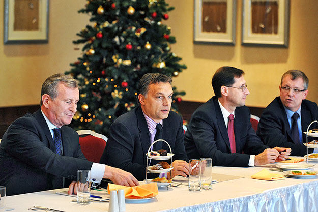 Orbán Viktor: felelősségre kell vonni azokat, akik a büdzsét elfogadtatták