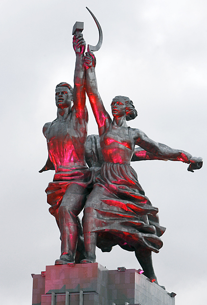 A Munkás és a Kolhozlány szobor Moszkvában