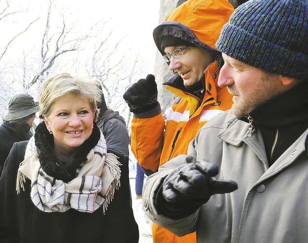 Szili Katalin látogatóban a Tubesen tüntetőknél