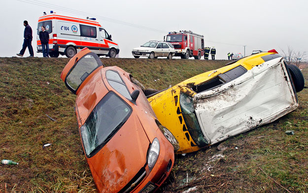 Egy veszélyes útszakasz - halálos baleset december 19-én a Csongrád megyei Deszken