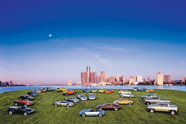Többségük megmaradt kiállítási darabnak: partra vetett kísérleti modellek és prototípusok a General Motors központja előtt, a Michigan állambeli Detroitban