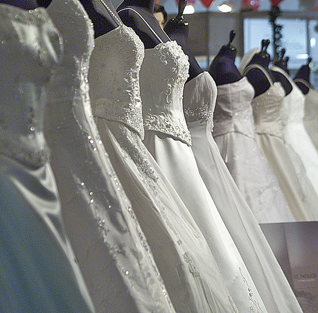 A menyasszonyok többsége kölcsönzött ruhában megy férjhez